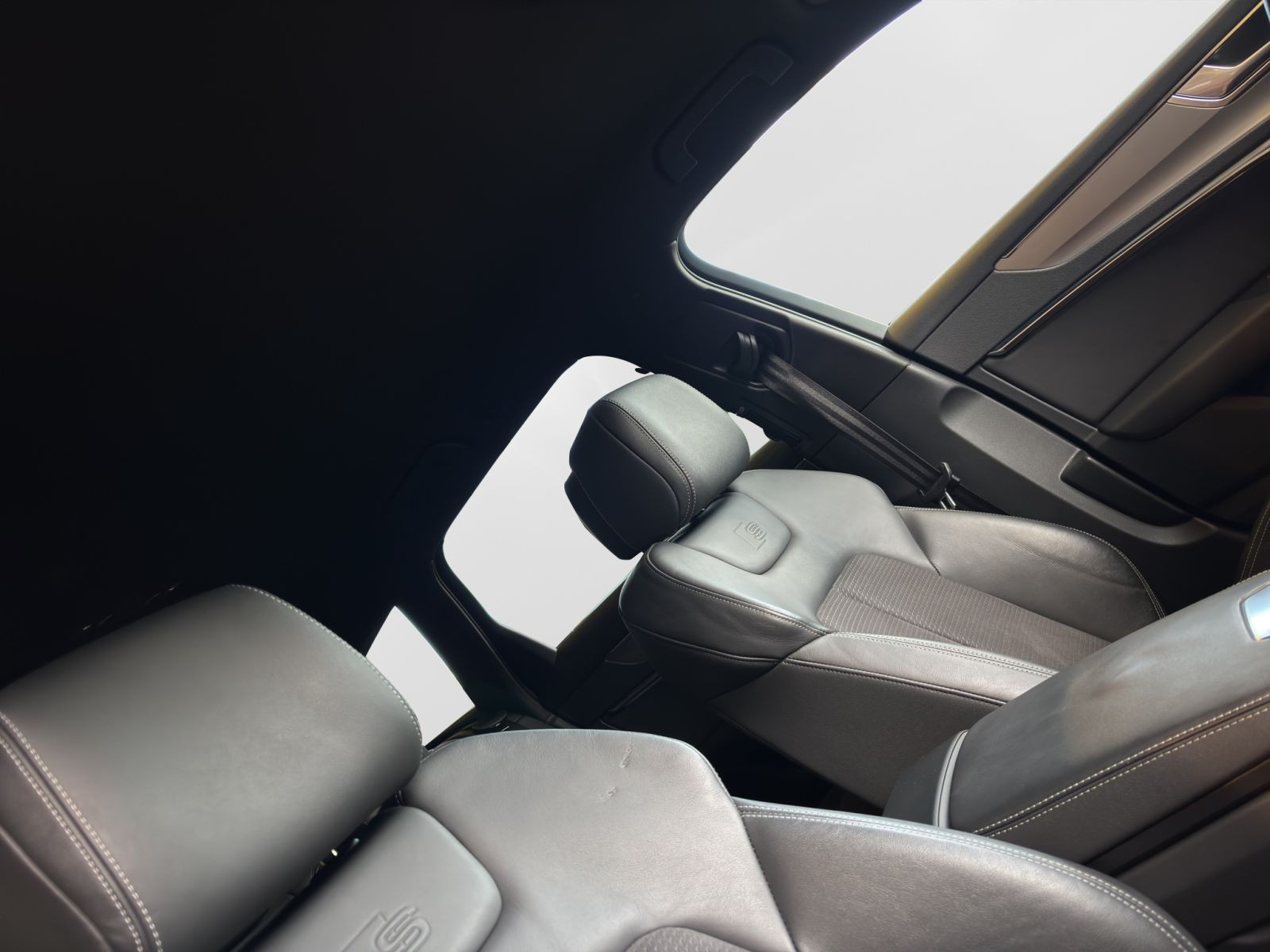 Audi - S6 Avant_22