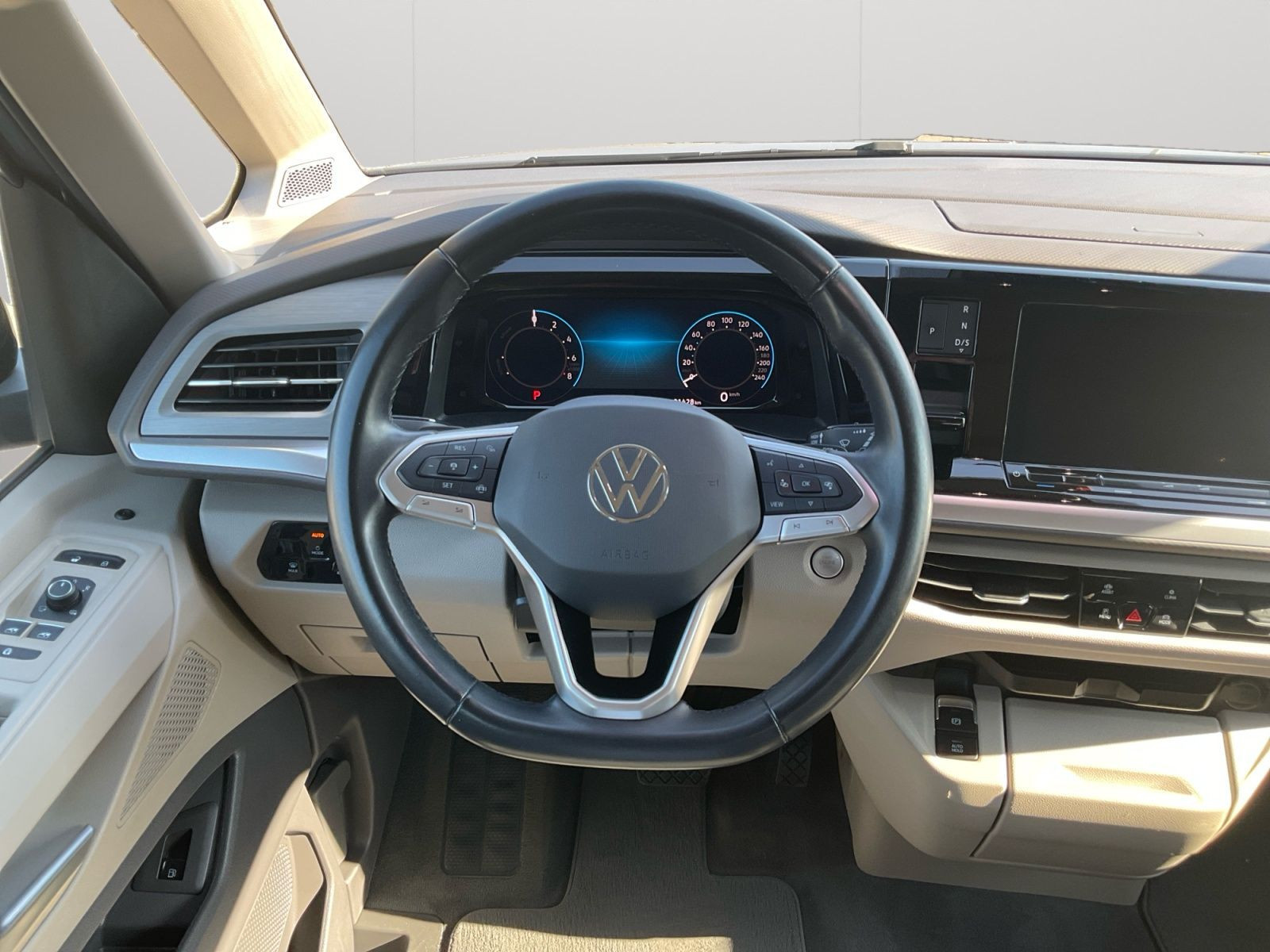 Volkswagen - T7 Multivan_12