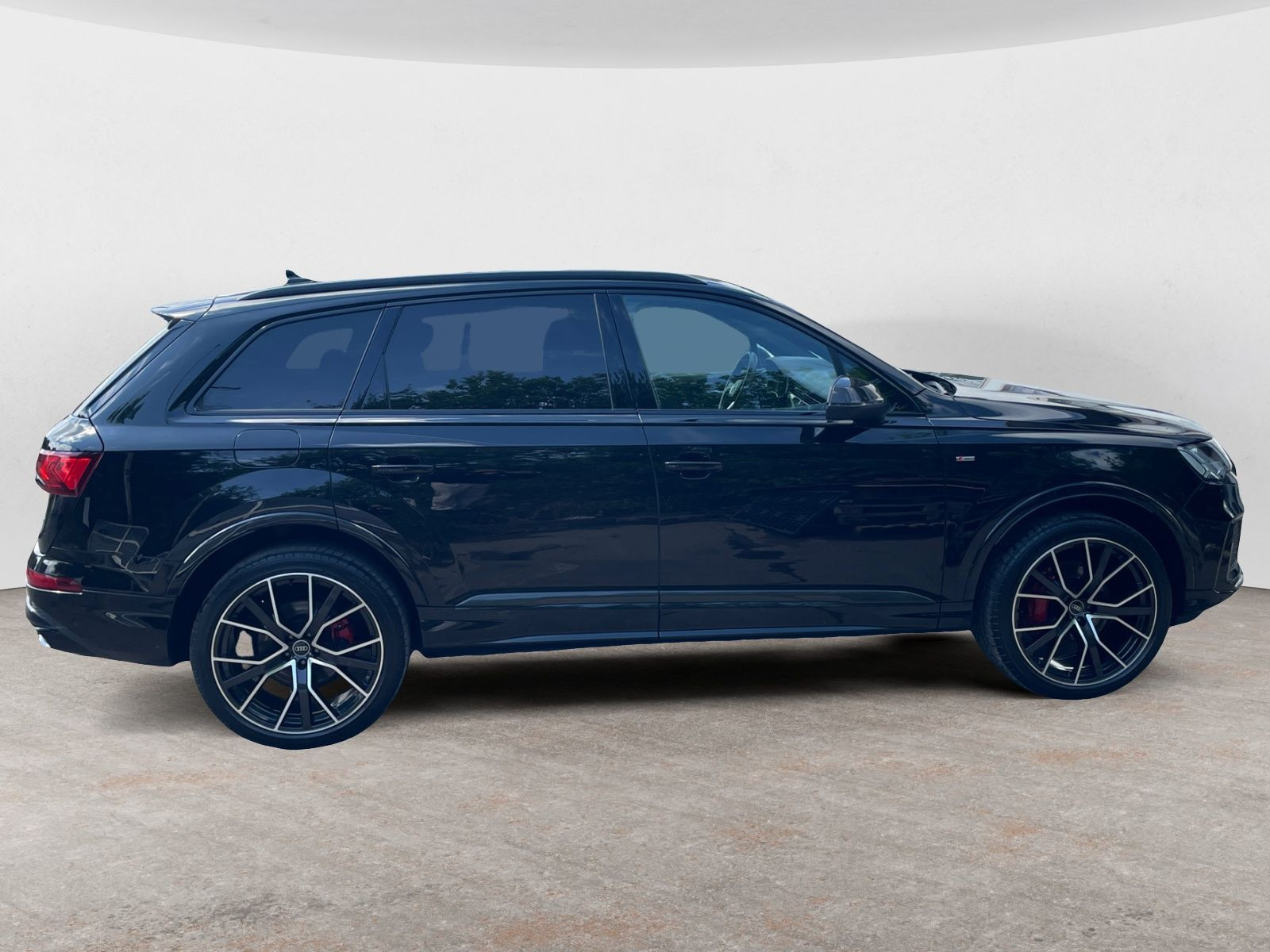 Audi - Q7_7