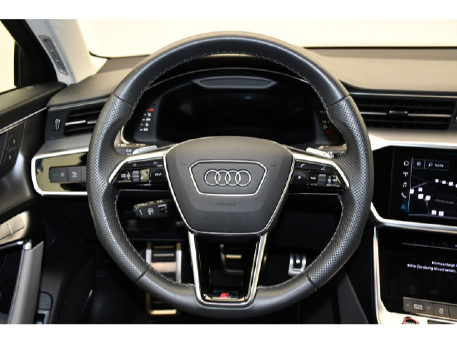 Audi - S6 Avant_5