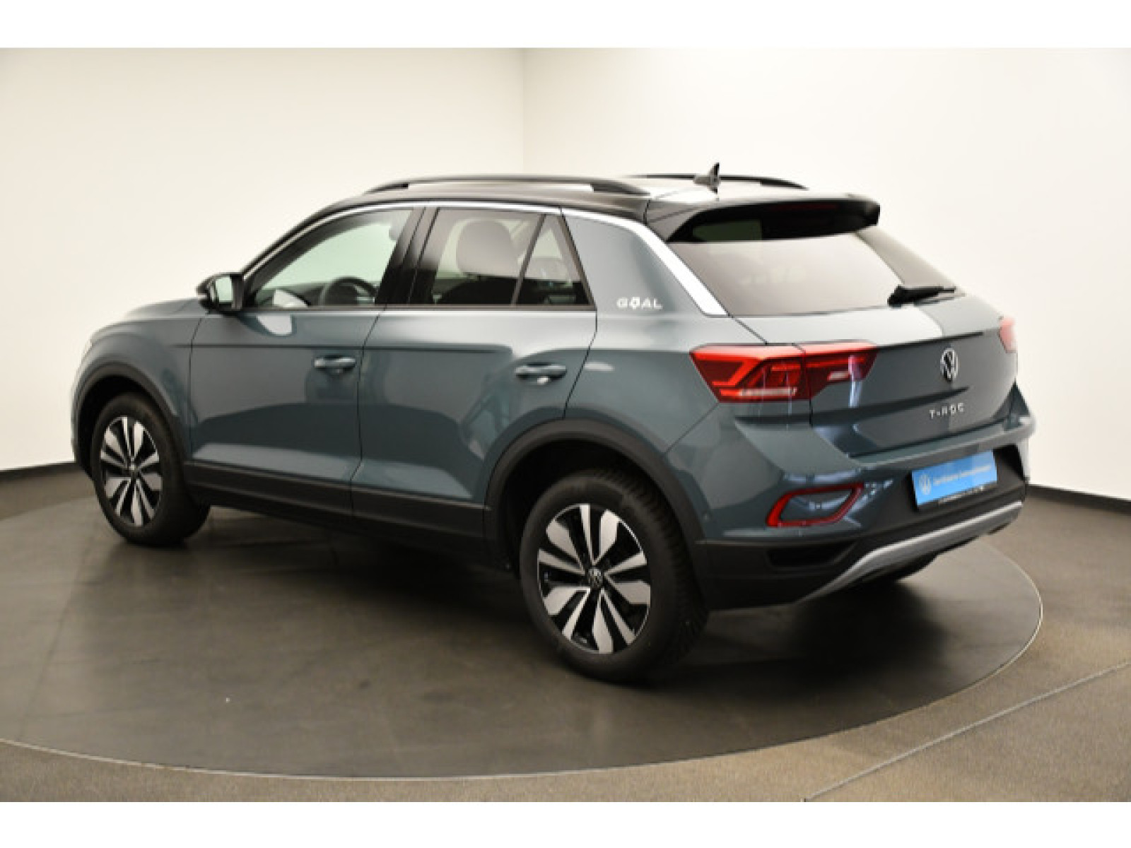 Volkswagen - T-Roc_13