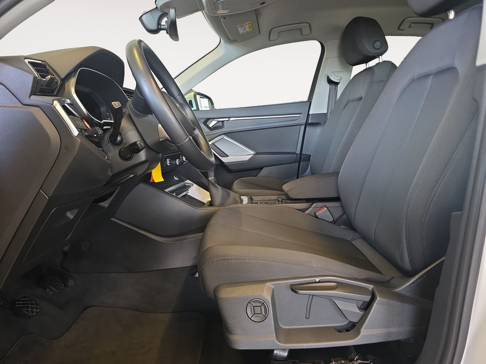Audi - Q3 Sportback_10