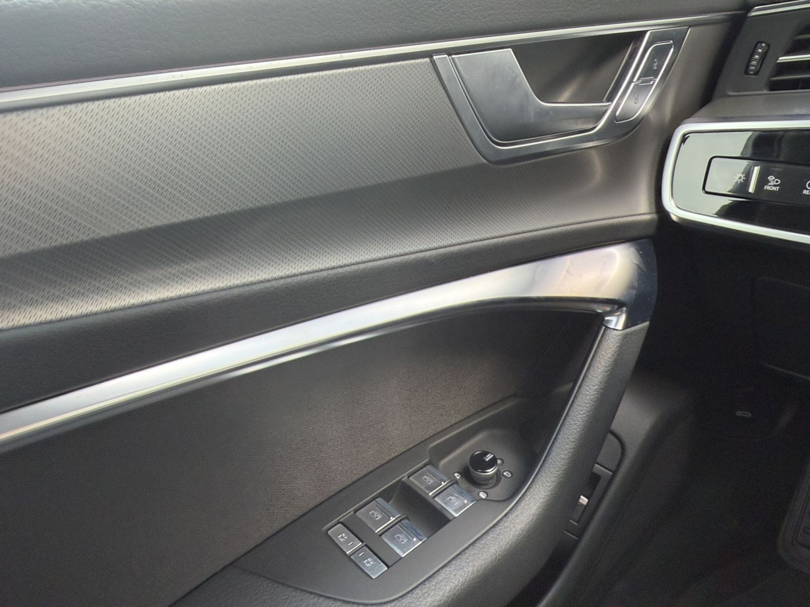 Audi - A6 Avant_14