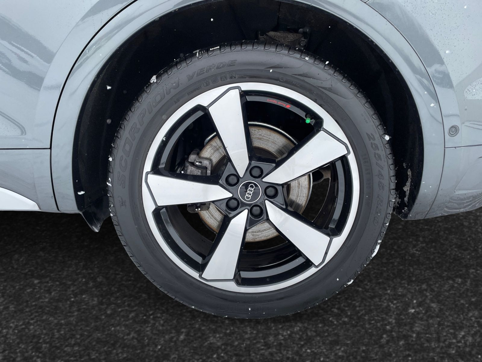 Audi - Q5_15