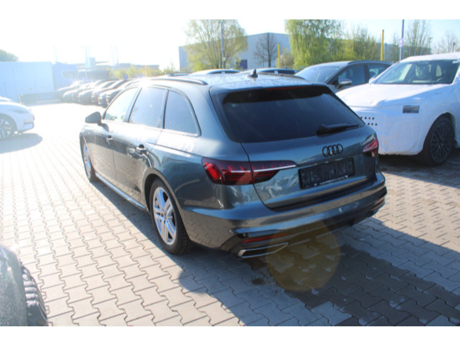 diagonalansicht-hinten-aussen