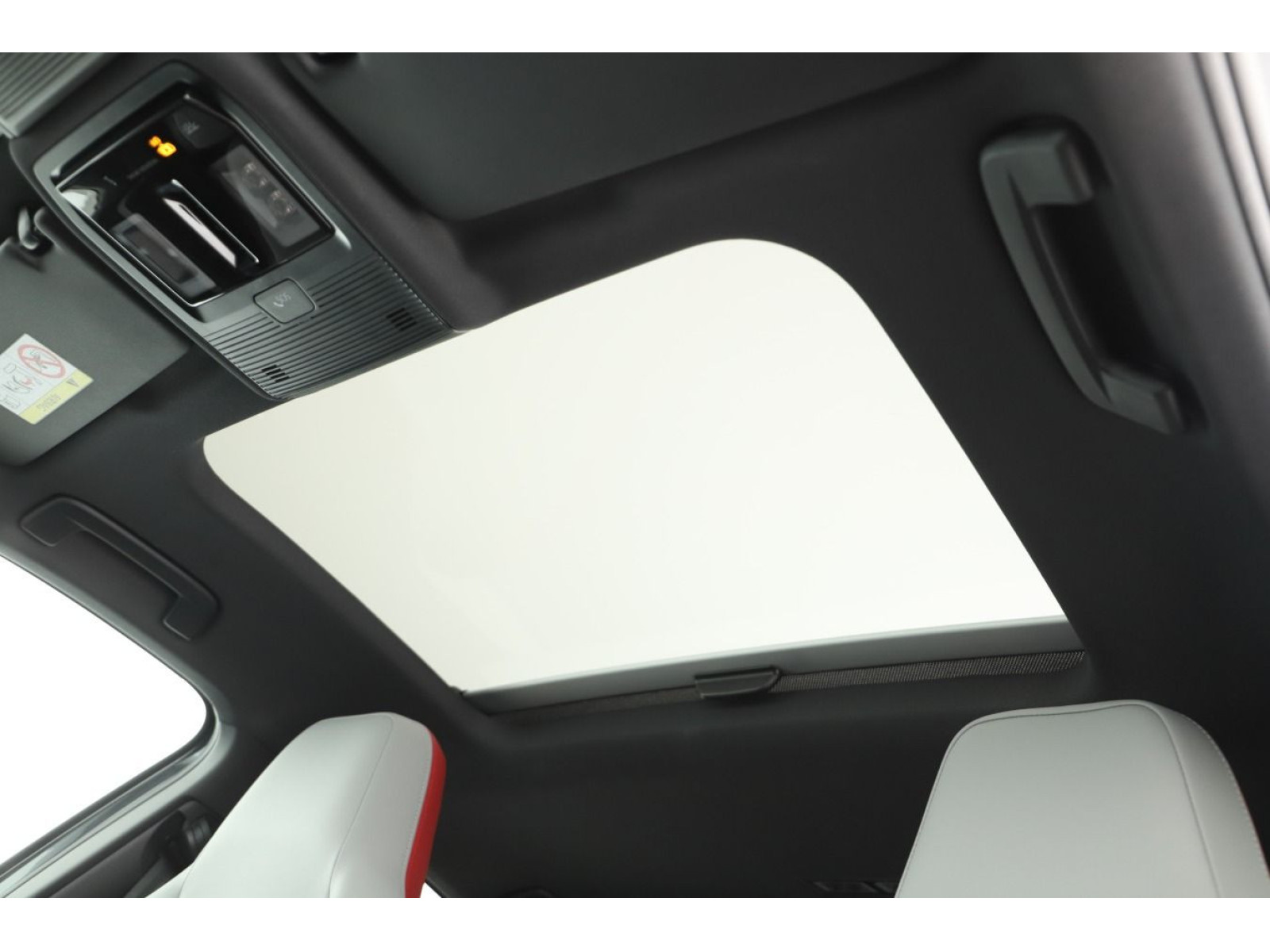 Volkswagen - Golf GTI_11