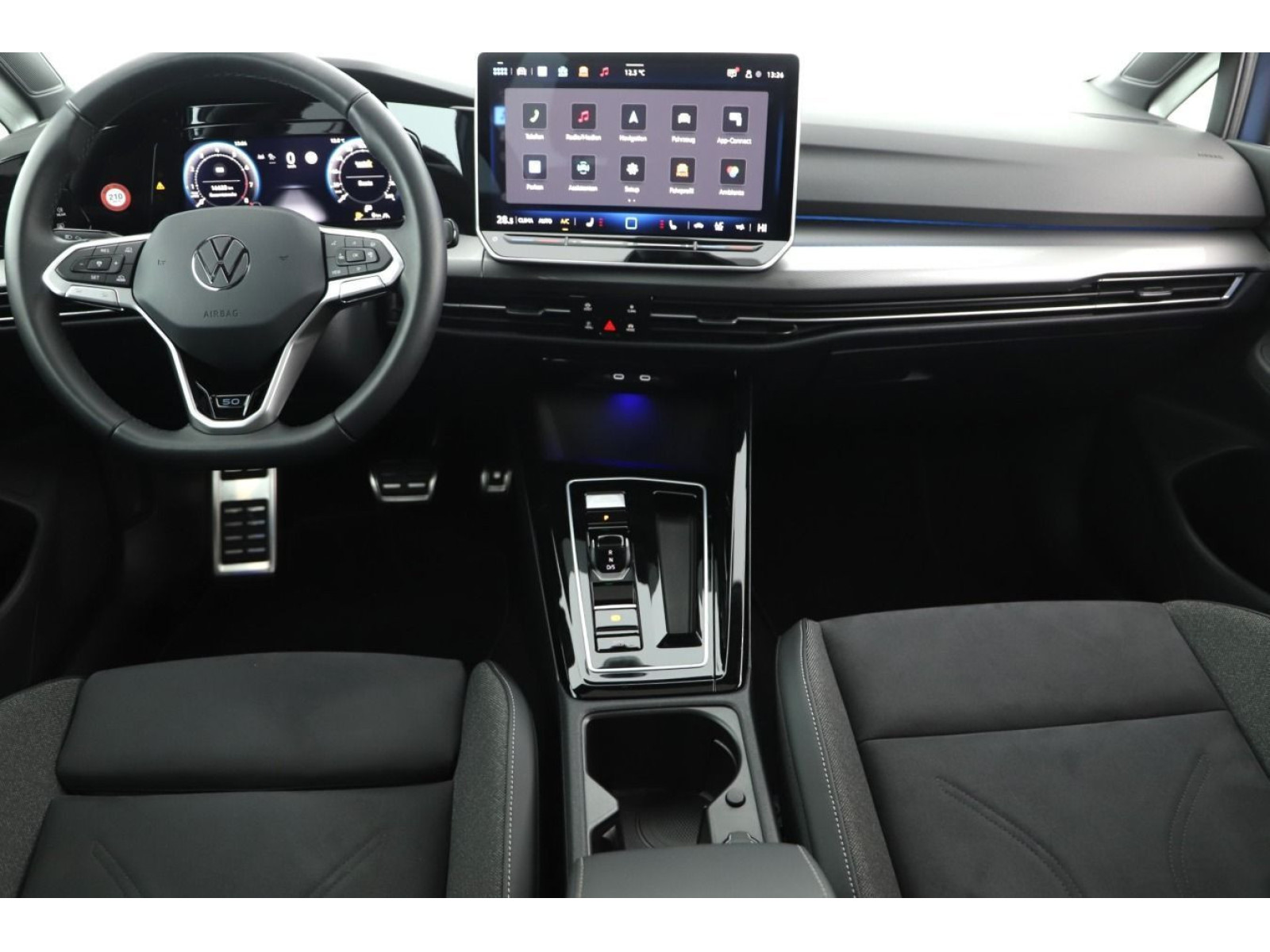 Volkswagen - Golf_10