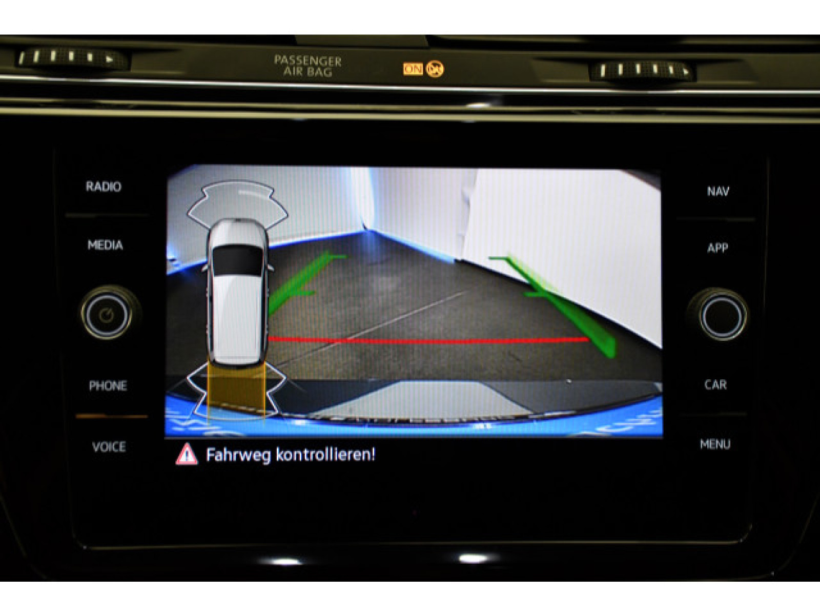 Volkswagen - Touran_8