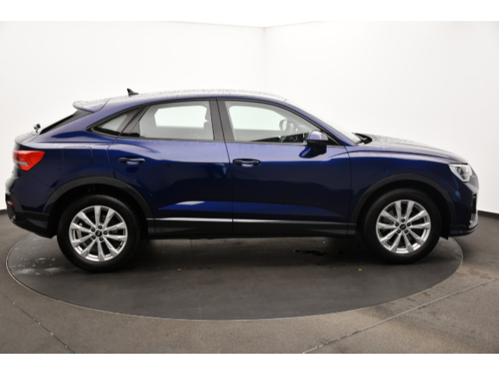 Audi - Q3 Sportback_16