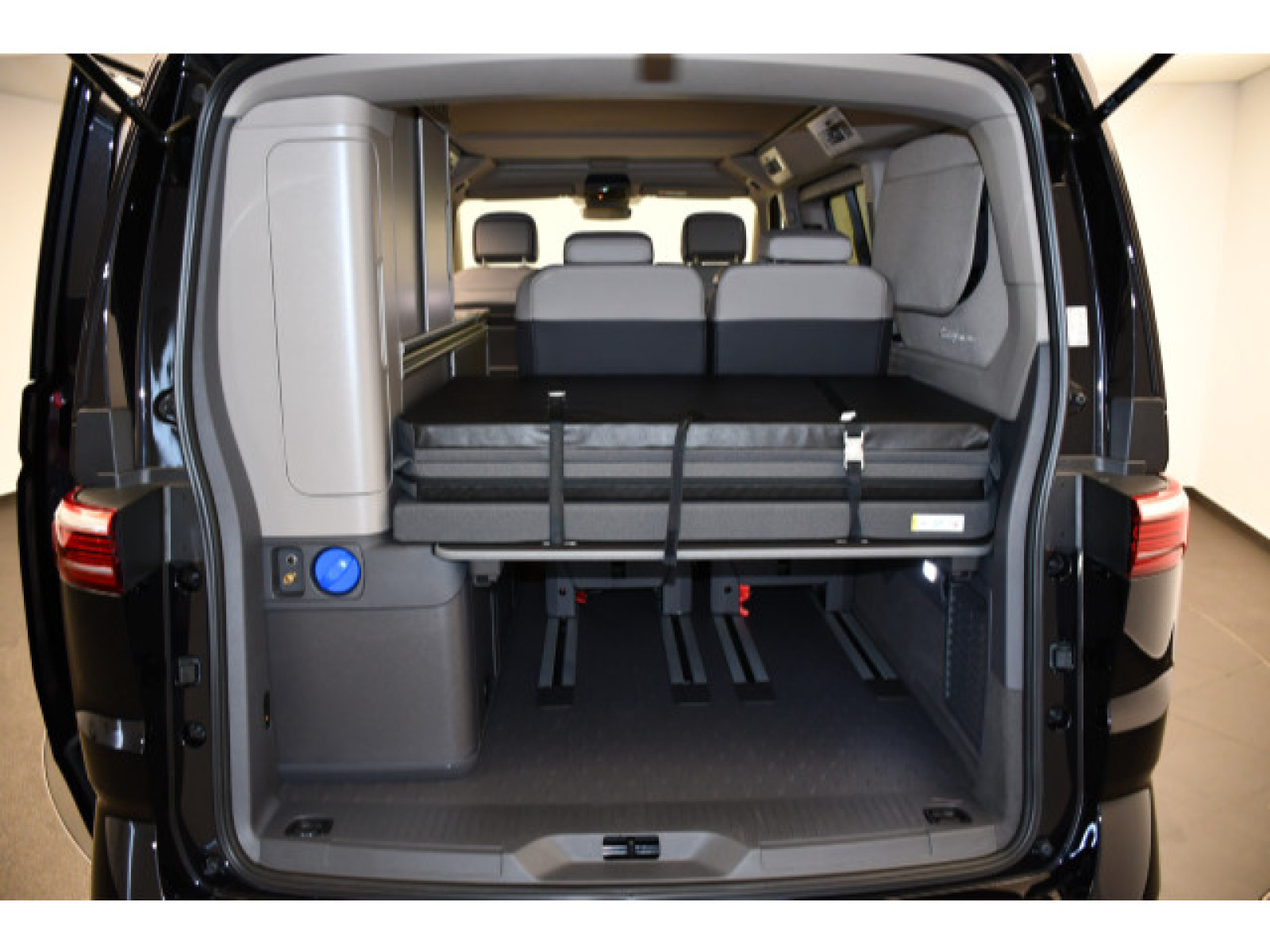Volkswagen - California_14