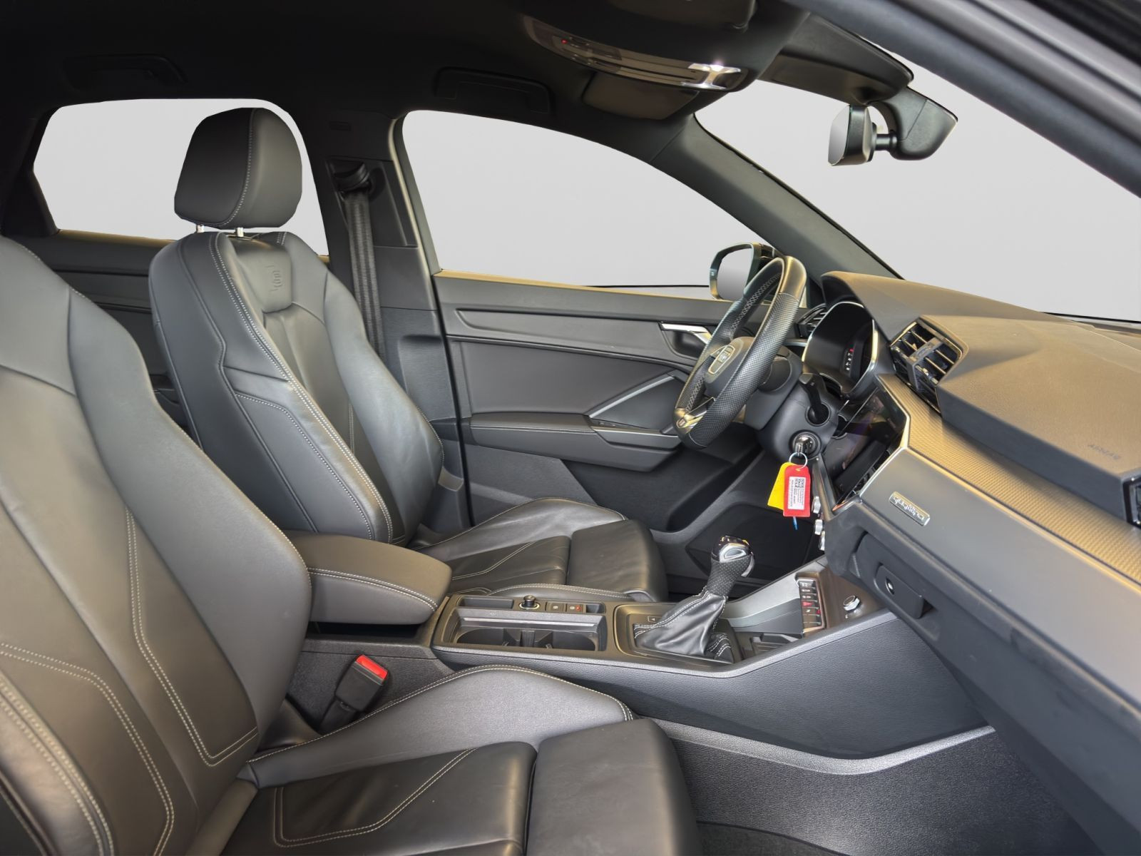Audi - Q3 Sportback_19
